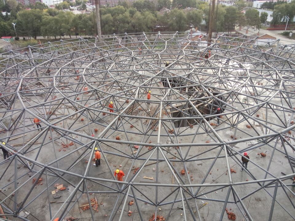 新泰全民健身中心网架